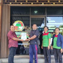 <strong>KSP Sari Parama Dana Mewakili PT Jamkrida Bali Menyerahkan Santunan Ansuransi Kredit</strong>
